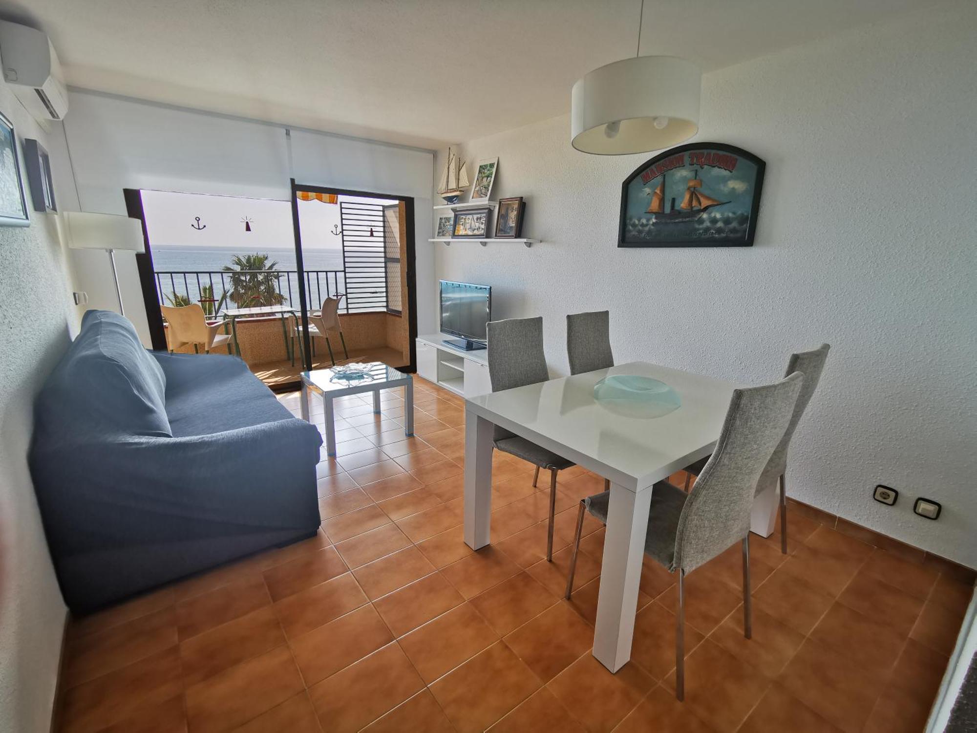 Apartaments Primera Linea Torre Valentina سان أنتوني دي كالونخي المظهر الخارجي الصورة