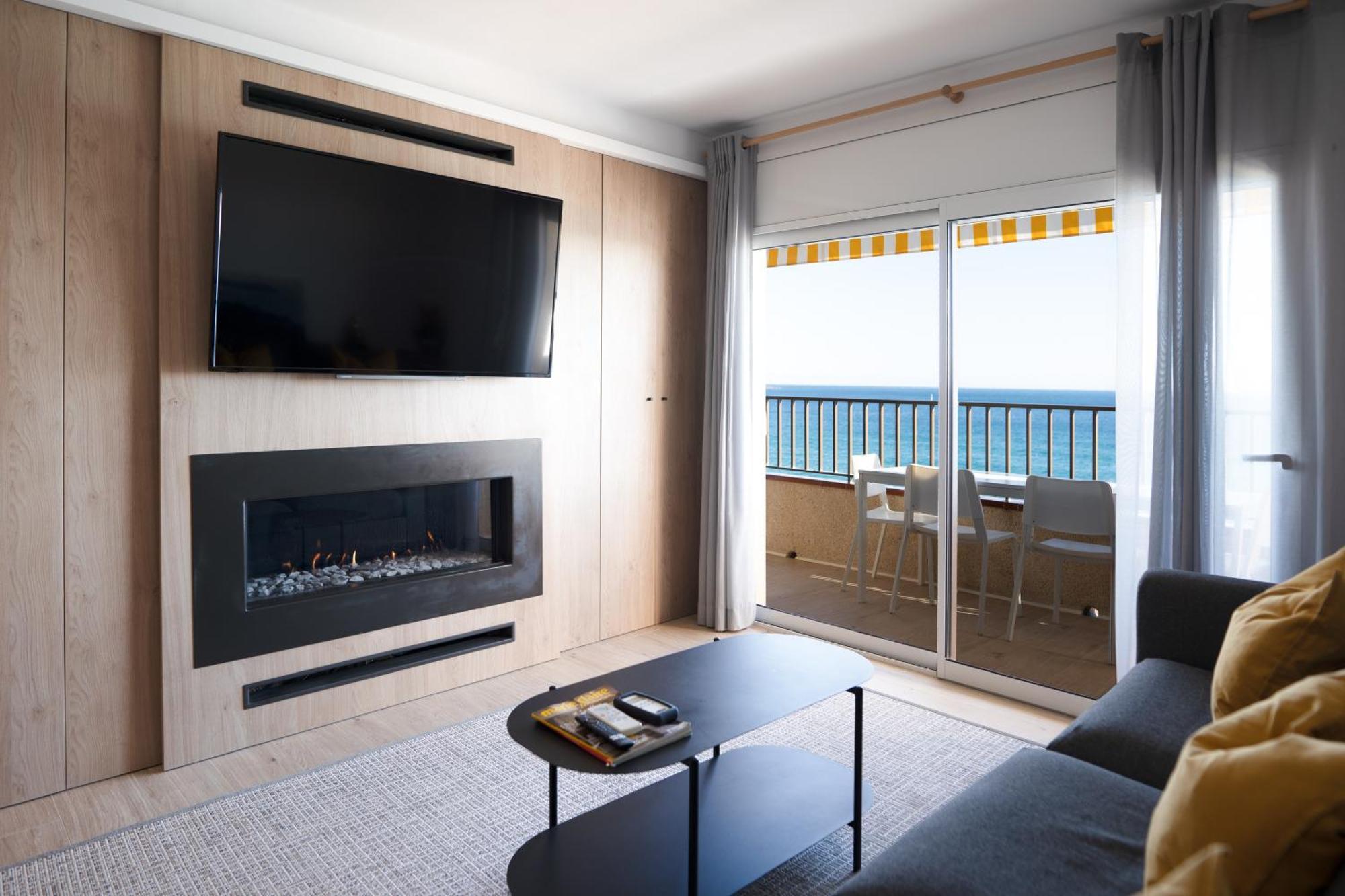 Apartaments Primera Linea Torre Valentina سان أنتوني دي كالونخي المظهر الخارجي الصورة