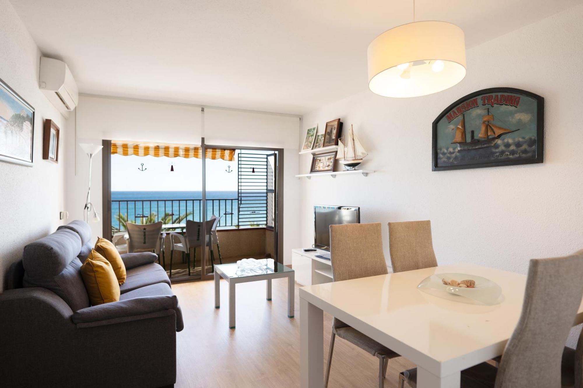 Apartaments Primera Linea Torre Valentina سان أنتوني دي كالونخي المظهر الخارجي الصورة